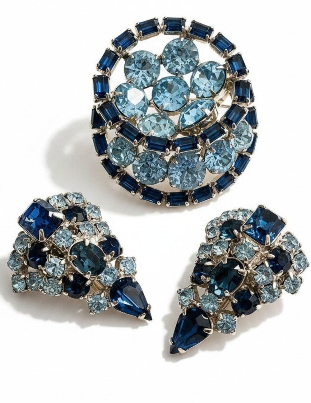 Vintage 1950s Kramer of New York Blue Rhinestone Brooch & Clip Earrings Set